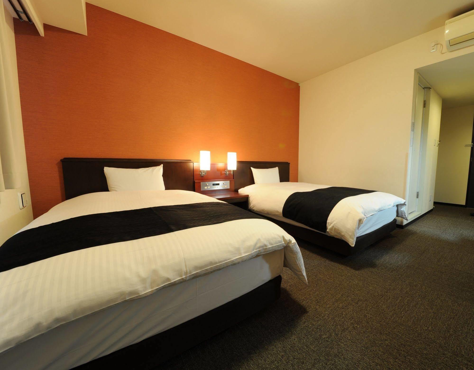 Apa Hotel Keikyu Kamata Ekimae Nishi โตเกียว ภายนอก รูปภาพ